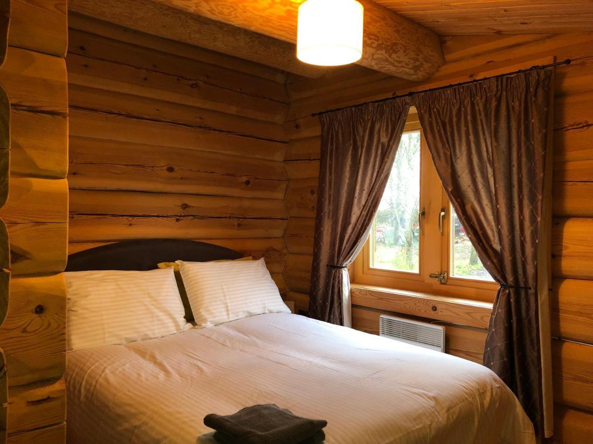 Log Home Village Ulverston Bagian luar foto