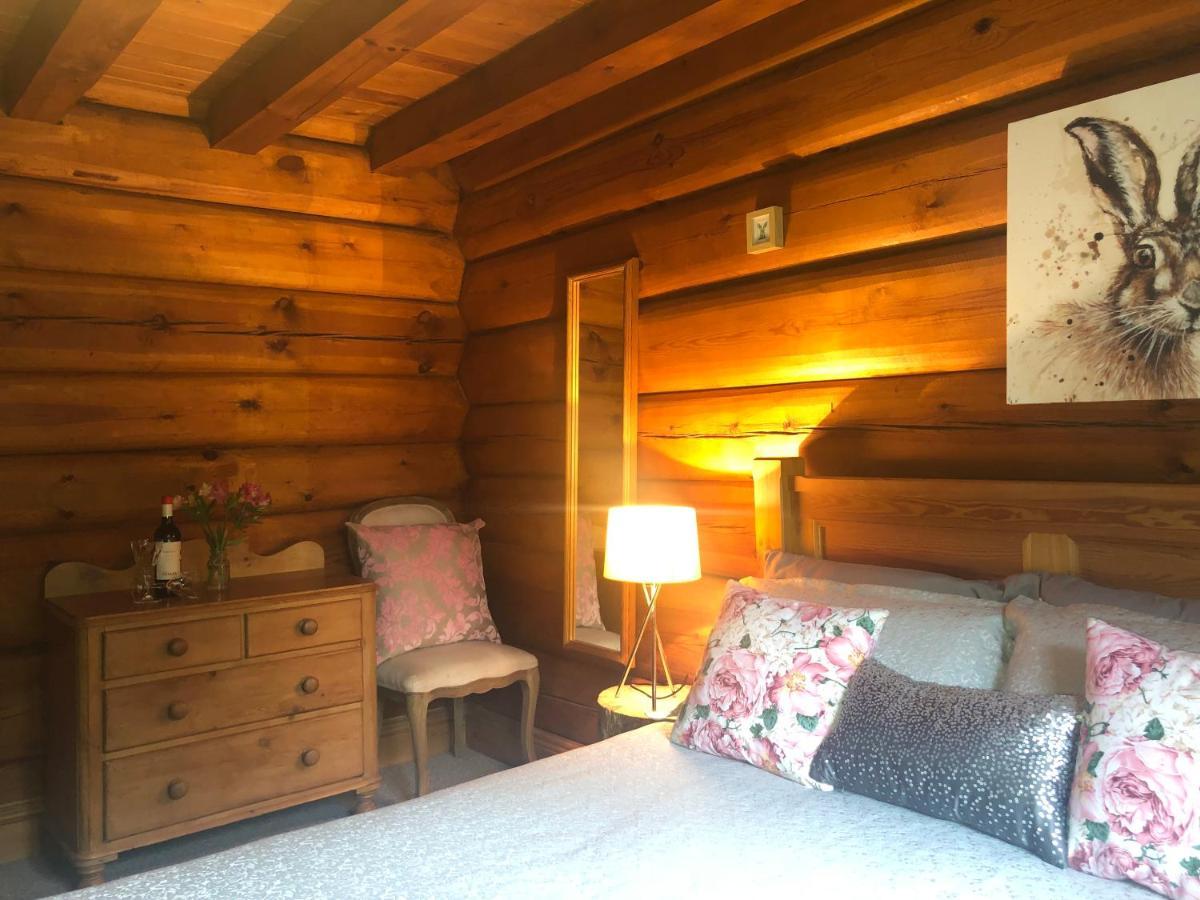 Log Home Village Ulverston Bagian luar foto
