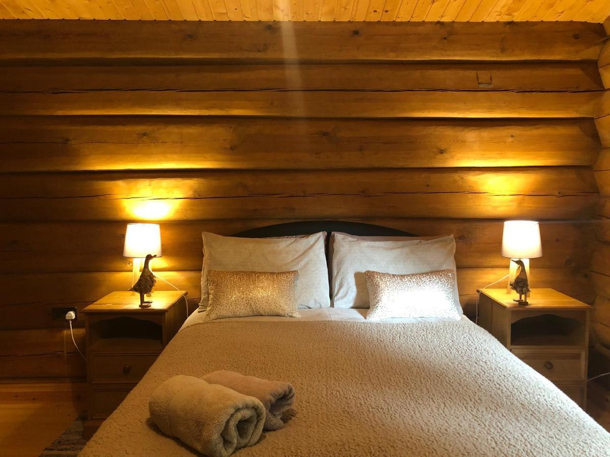 Log Home Village Ulverston Bagian luar foto